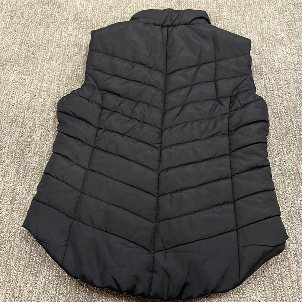 Aeropostale black vest - Picture 3 of 3